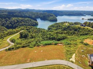 26 Blue Gill Ln, Hilham, TN 38568