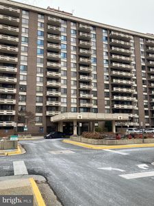 1808 Old Meadow Rd APT 1201, Mc Lean, VA, 22102