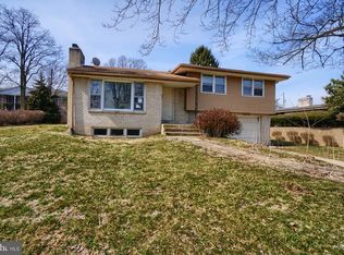 38 Central Blvd, Camp Hill, PA 17011