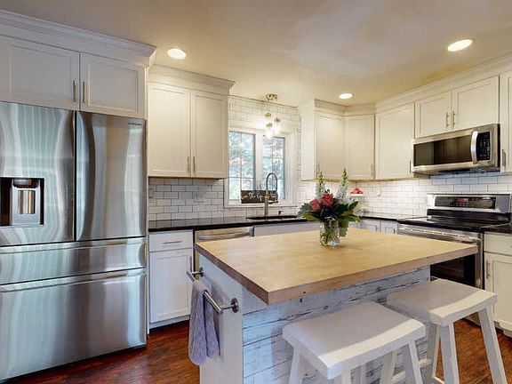 4th image of 91 Stroudwater Pl