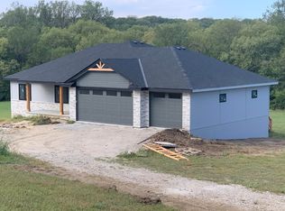 21154 205th St, Council Bluffs, IA 51503