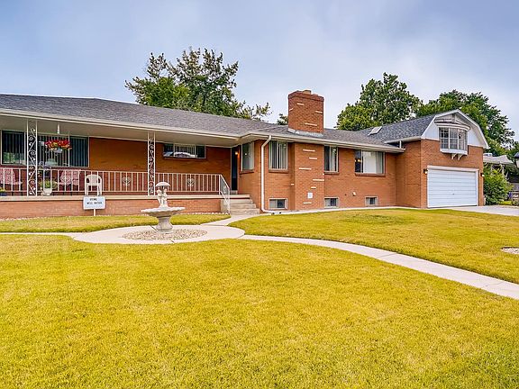 Half duplex is on the right side