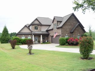 173 Rome Beauty Cir, Oxford, AL 36203