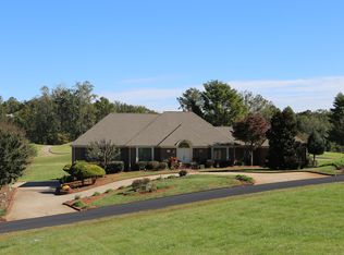 4026 Golf Dr NE, Conover, NC 28613