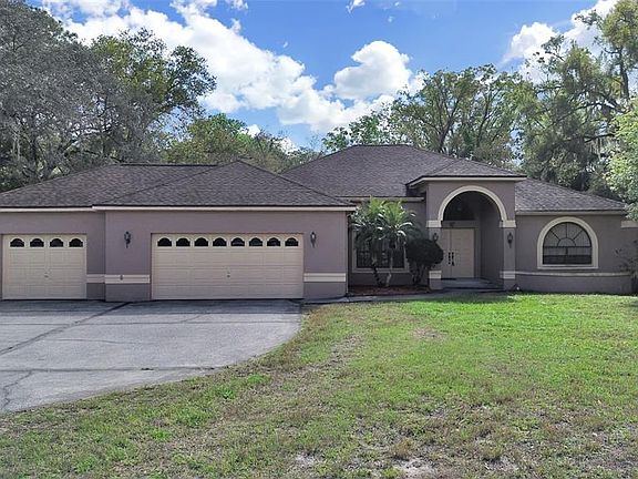 4th image of 10330 Armadillo Ct