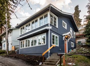 704 Lake Washington Blvd S, Seattle, WA 98144