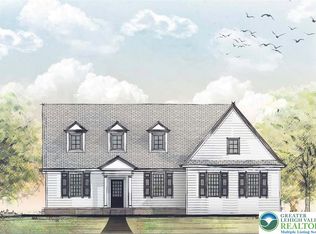 4228 Stonebridge Dr, Bethlehem, PA 18015