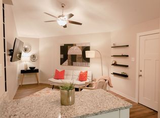 1313 Elm St #11, Conway, AR 72034