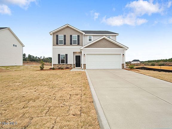 3rd image of 515 Ashley Heights Drive