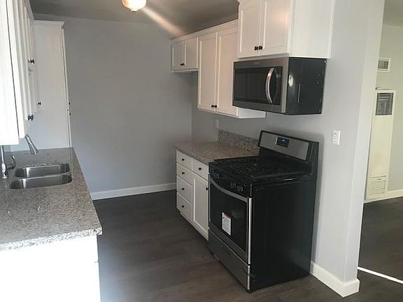 5th image of 5047 Olivewood Ave Unit C