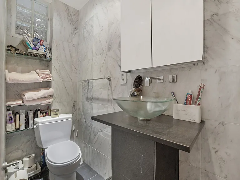 317 E 73rd St #4RW — Photo 6