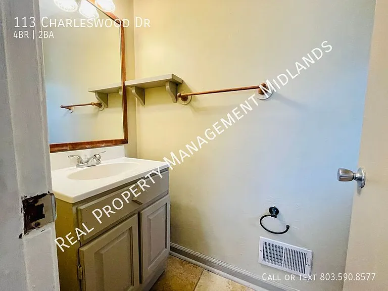 113 Charleswood Dr — Photo 10