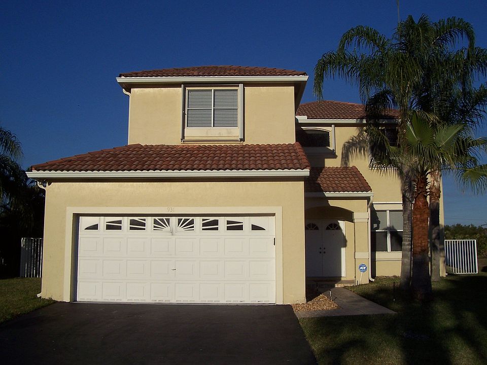 1st image of 931 Stanton Dr