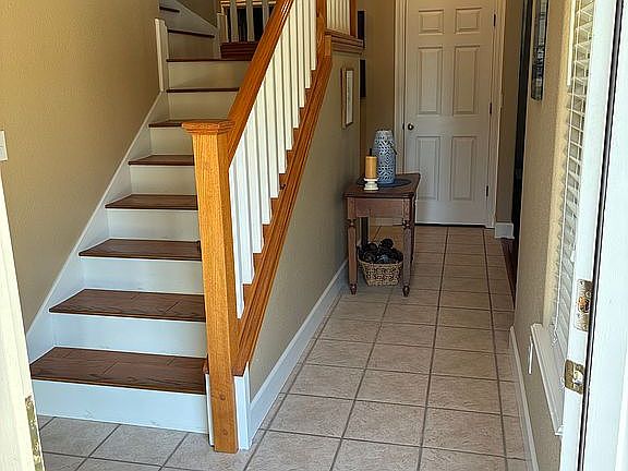 3rd image of 2489 S College Dr