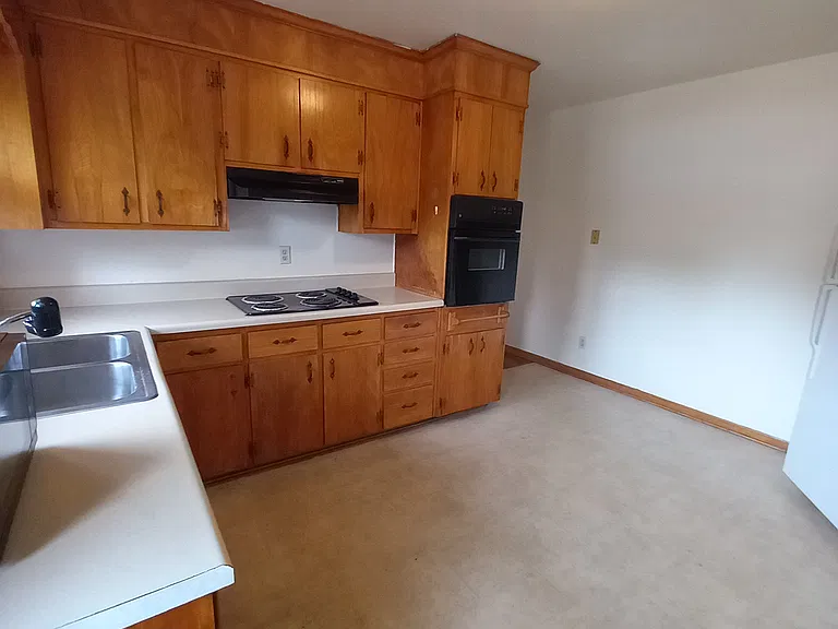 Apartment Heights — Photo 61