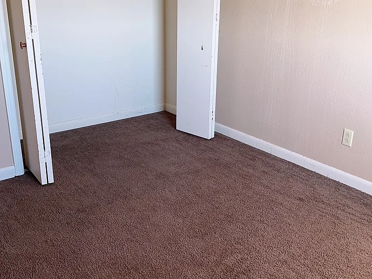 211 Jones St #10 — Photo 9