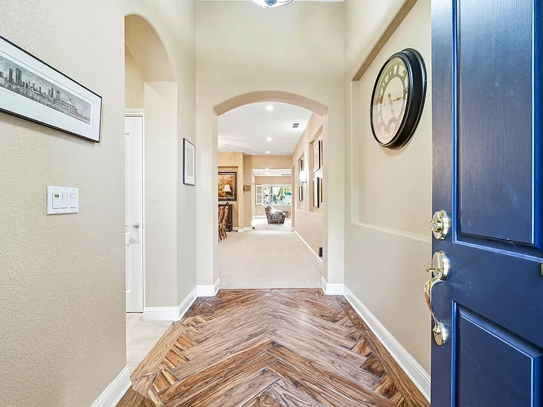 3800 Spalding Ct — Photo 4