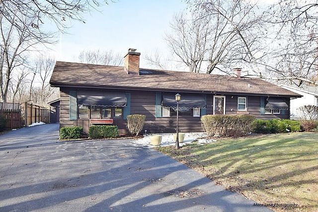 1st image of 2S376 Meadow Dr