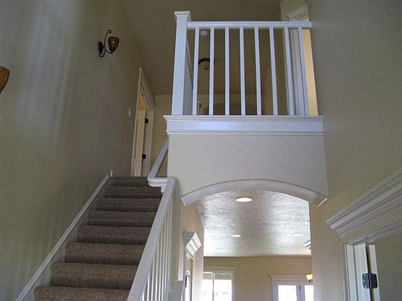 5th image of 2246 E Deerhill Dr