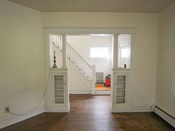 3rd image of 1217 Prendergast Ave