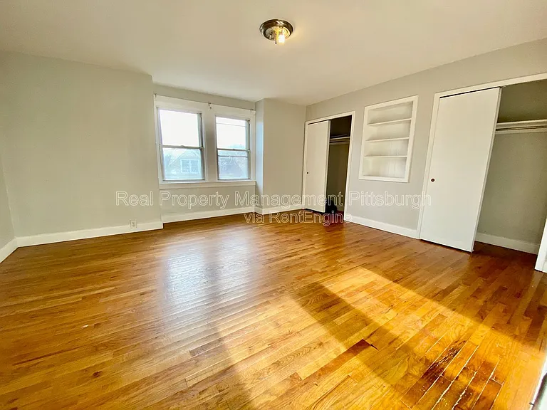 825 Collins St #2 — Photo 6