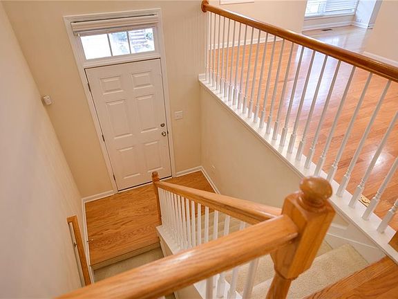 2nd image of 214 Aldridge Pl