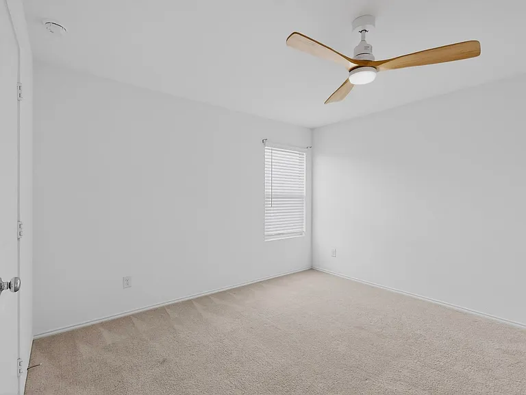 1430 Everett Gardens Way — Photo 20