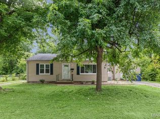 625 Royal Heights Rd, Swansea, IL 62226