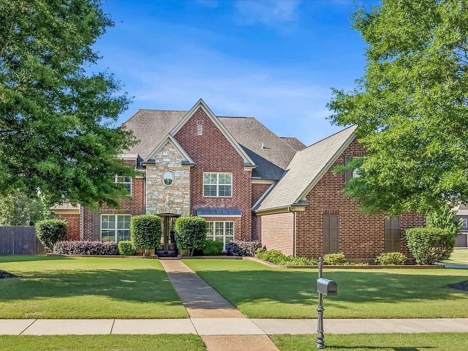 1st image of 9267 Cielo Dr