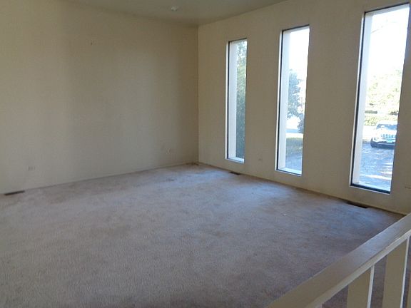3rd image of 1437 Lynwood Ct