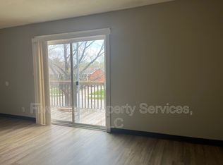 2119 Saratoga Dr UNIT 3, Springfield, IL 62704