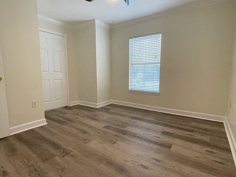 18319 Bridle Club Dr — Photo 35