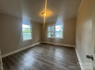 321 Robinson Rd, Lancaster, SC 29720