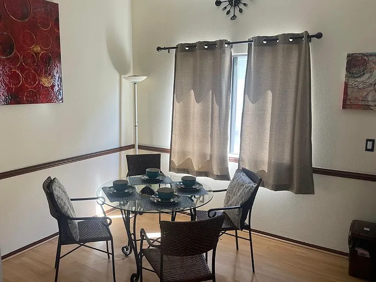5400 Simpson Ave #4 — Photo 8