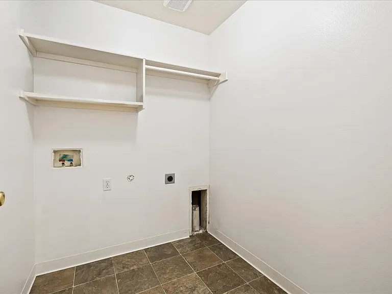 5610 Hawk Ave — Photo 15