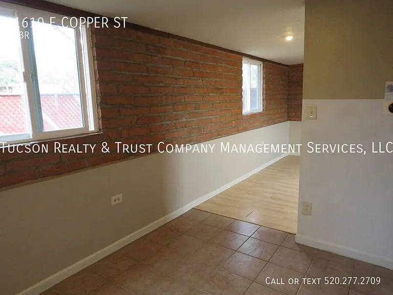 1610 E Copper St — Photo 18
