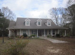 109 W Union Rd, Carriere, MS 39426