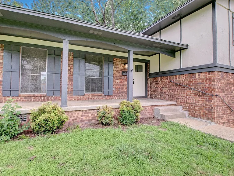 813 W A Ave 2_06152026