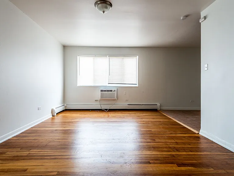 8326 S Ellis Ave — Photo 16