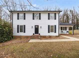 2108 Meadowbrook Ter, Reidsville, NC 27320