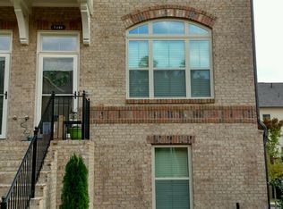 7395 Glisten Avenue, Sandy Springs, GA 30328