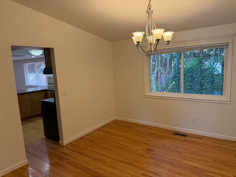 12211 NE 139th Pl — Photo 4