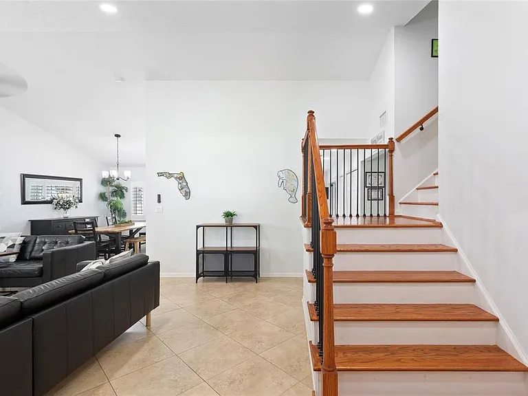 1925 Marla Ct — Photo 11
