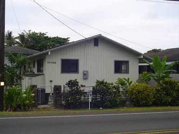 Front on Kamehameha Hwy.
