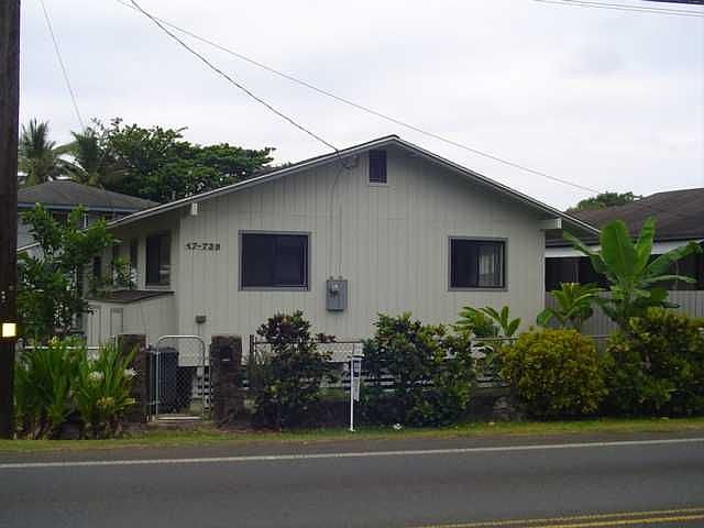 Front on Kamehameha Hwy.