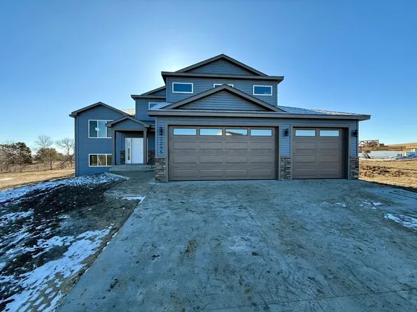 2205 Johnson St, Burlington, ND 58722