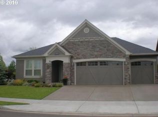 402 Troon Ave, Woodburn, OR