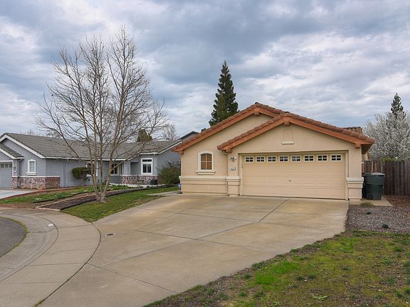 4th image of 8079 Langdale Ct