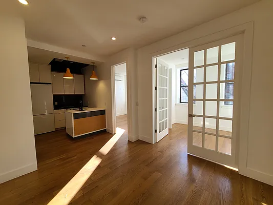 Rented by Lodger Corp | media 15
