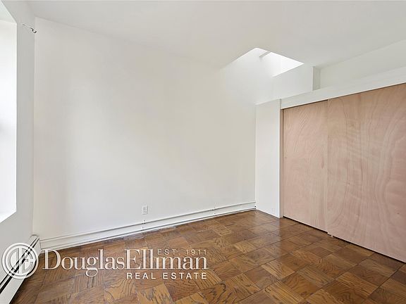3rd image of 264 E 10th St APT 6
